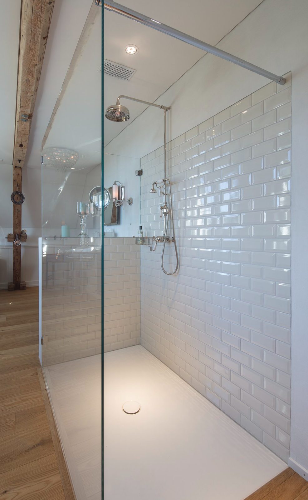 Dusche: bodeneben, Mosaik